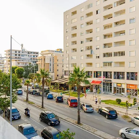 Downtown In Апартаменты *